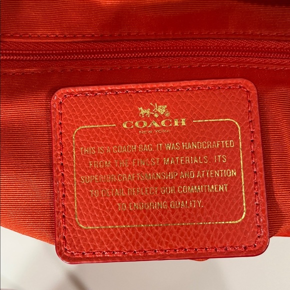 Coach Red Leather City Tote Bag Zip Top - Picture 10 of 11